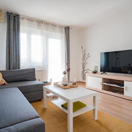 Apartman Sanda Vukovar Εξωτερικό φωτογραφία